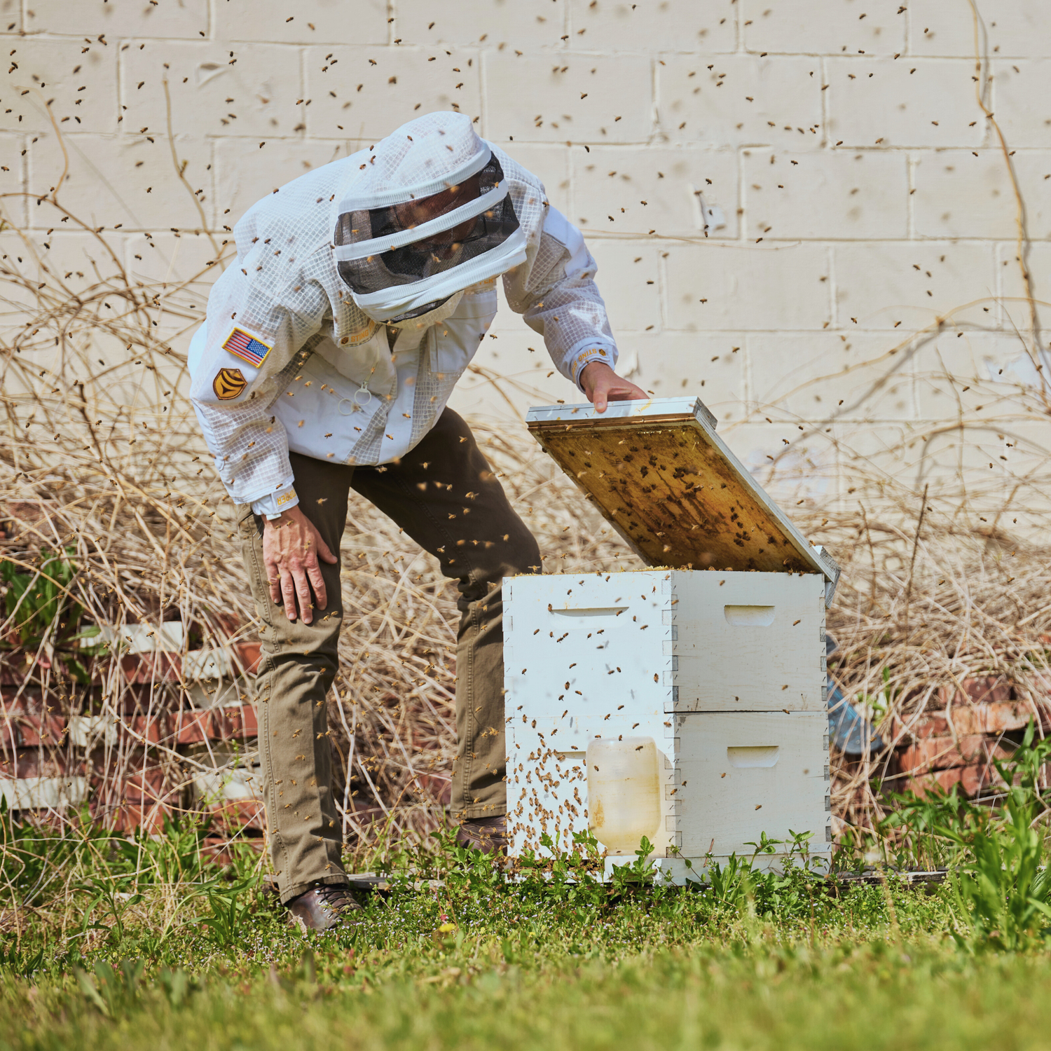 Professional Triple Layer Ventilated Beekeeping Suit White
